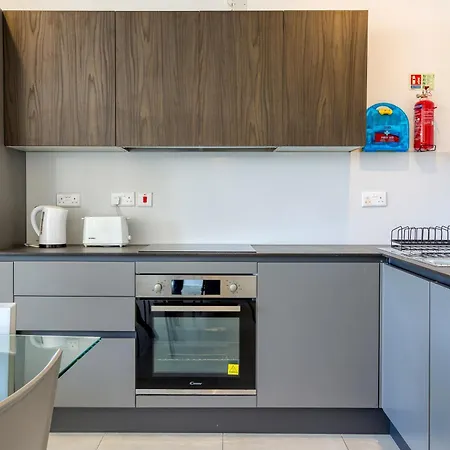 Sea View Penthouse With Stunning Marina View In Apartament *